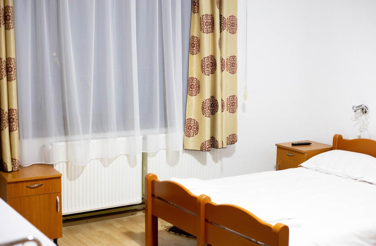 Casa Zana Buna Gherla Bagian luar foto